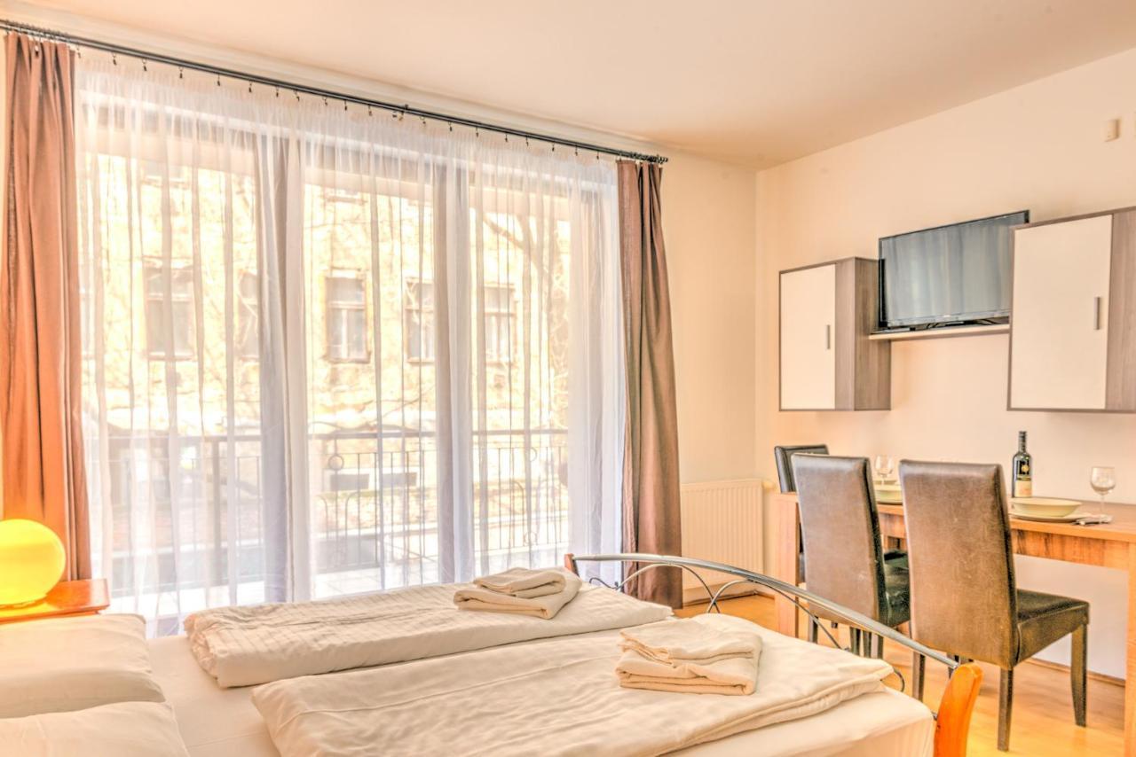 City Central Apartments Budapest Exterior photo
